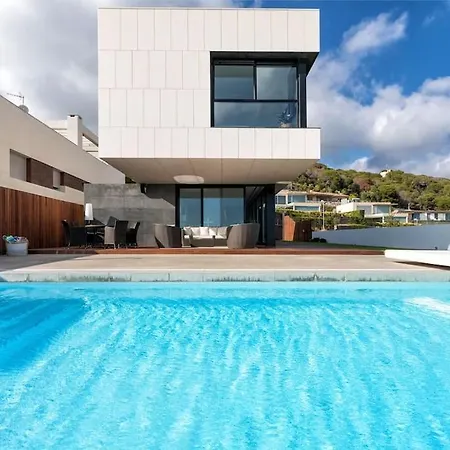 Villa La Blanca Luxury Barcelona & Costa Brava *